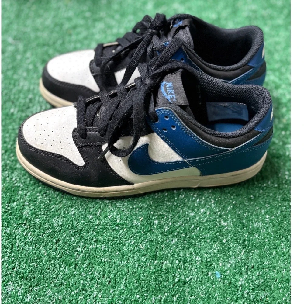 Nike Dunk Low Kids Shoes Black White Blue Leather Swoosh Casual Sneakers